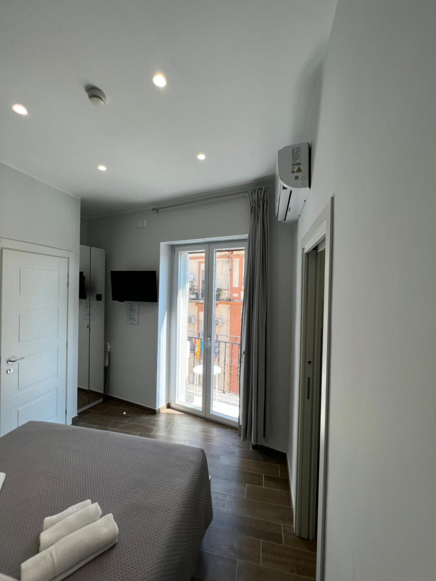Metropolis Home Neapol Exteriér fotografie